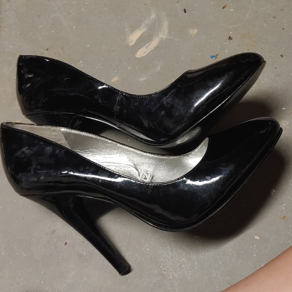 Black shiny shoes